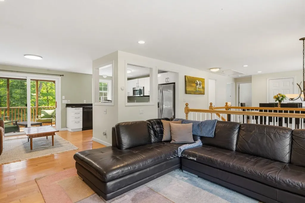 23 Birnum Woods Road Stratham NH 03885