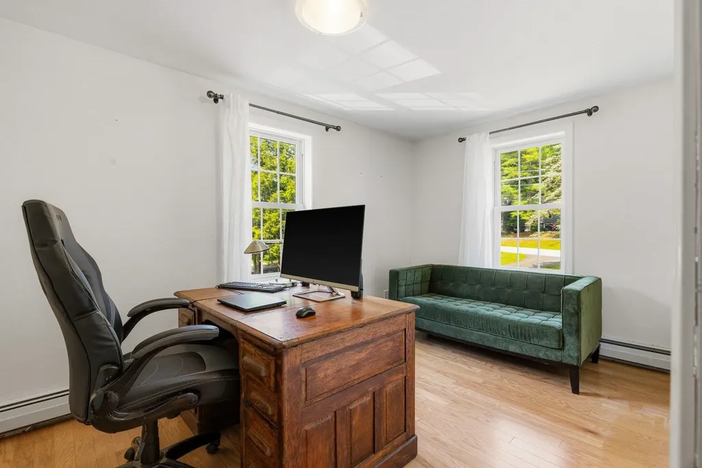 23 Birnum Woods Road Stratham NH 03885