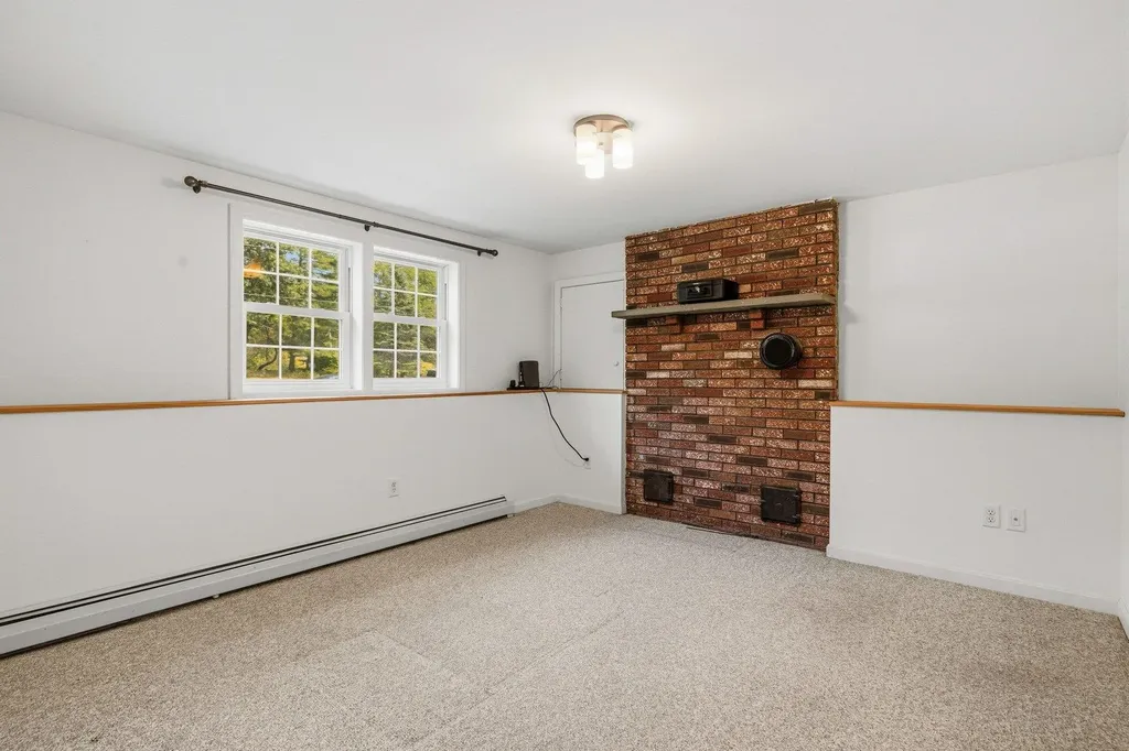 23 Birnum Woods Road Stratham NH 03885