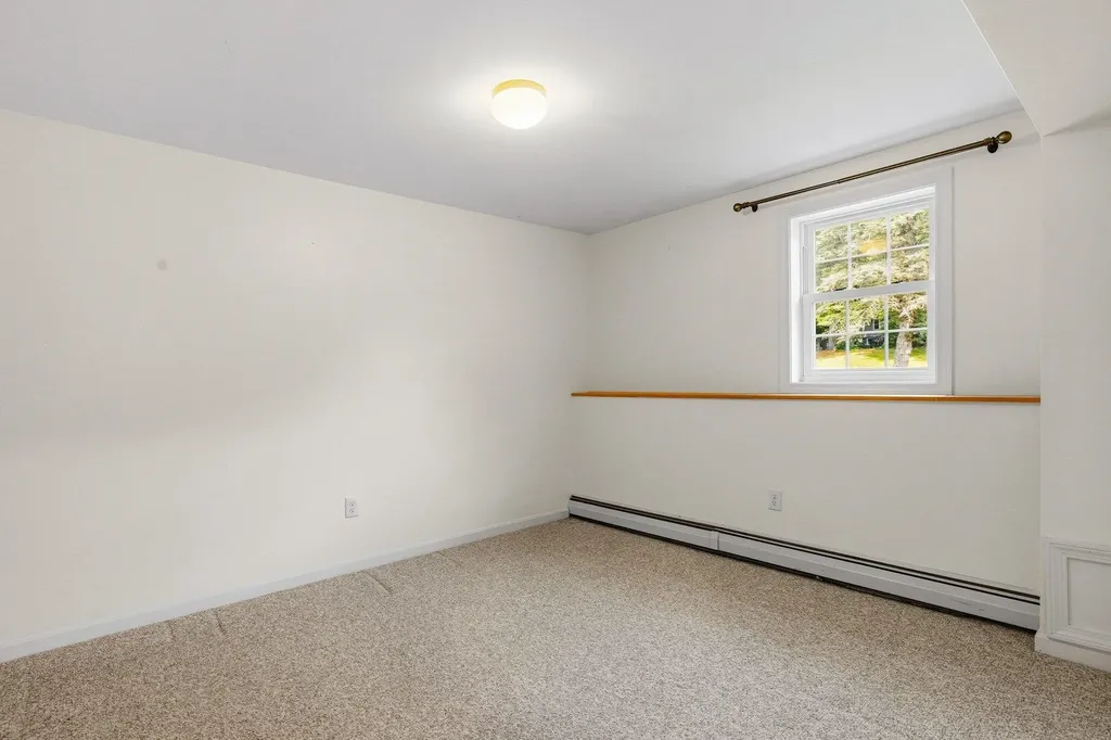 23 Birnum Woods Road Stratham NH 03885