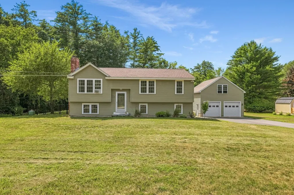 23 Birnum Woods Road Stratham NH 03885