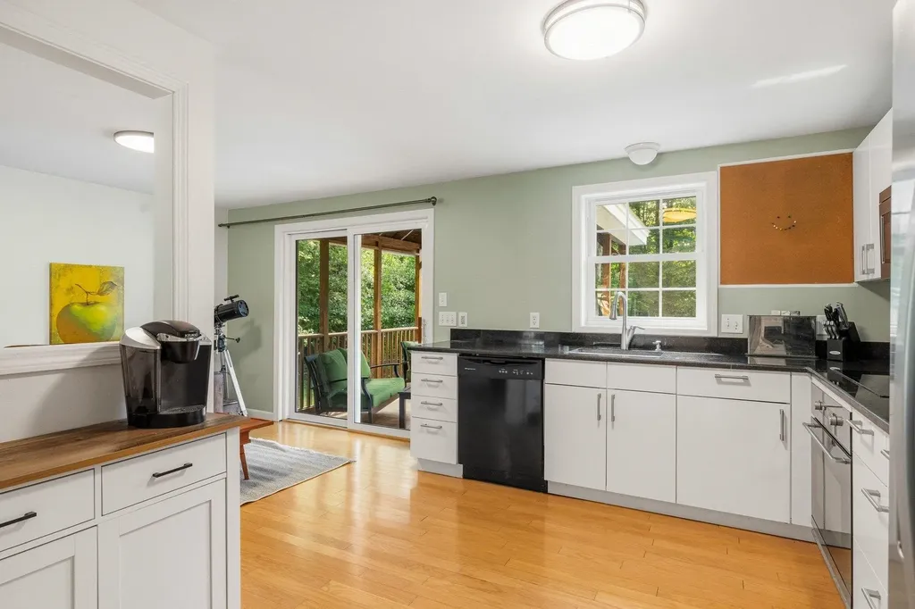 23 Birnum Woods Road Stratham NH 03885