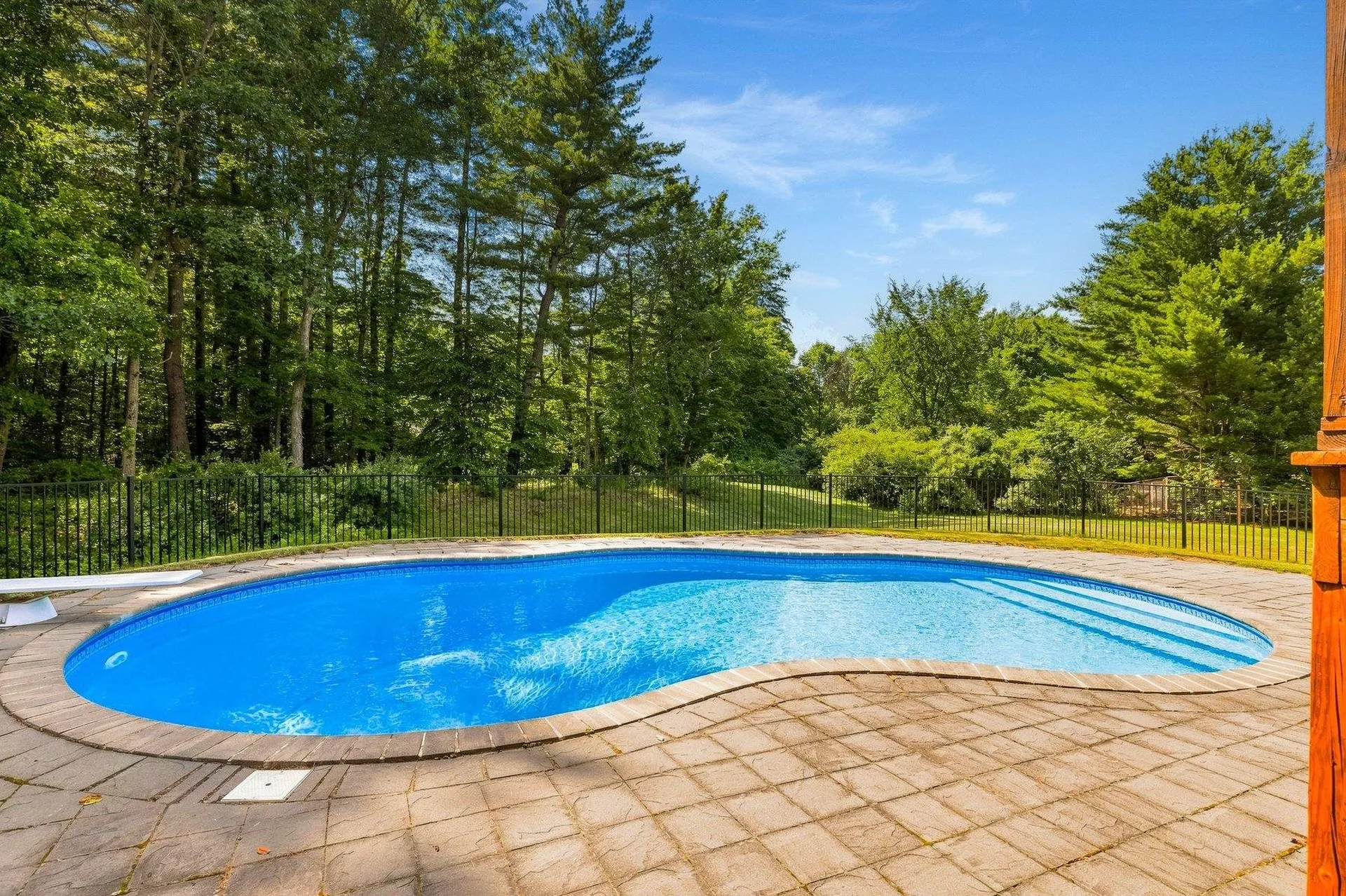 23 Birnum Woods Road Stratham NH 03885