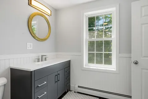23 Birnum Woods Road Stratham NH 03885