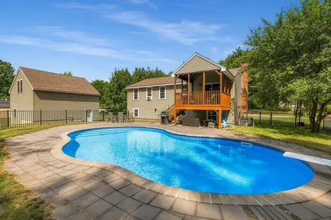23 Birnum Woods Road Stratham NH 03885