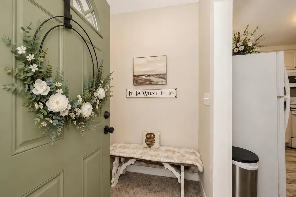 28 Spring Street Hinsdale NH 03451