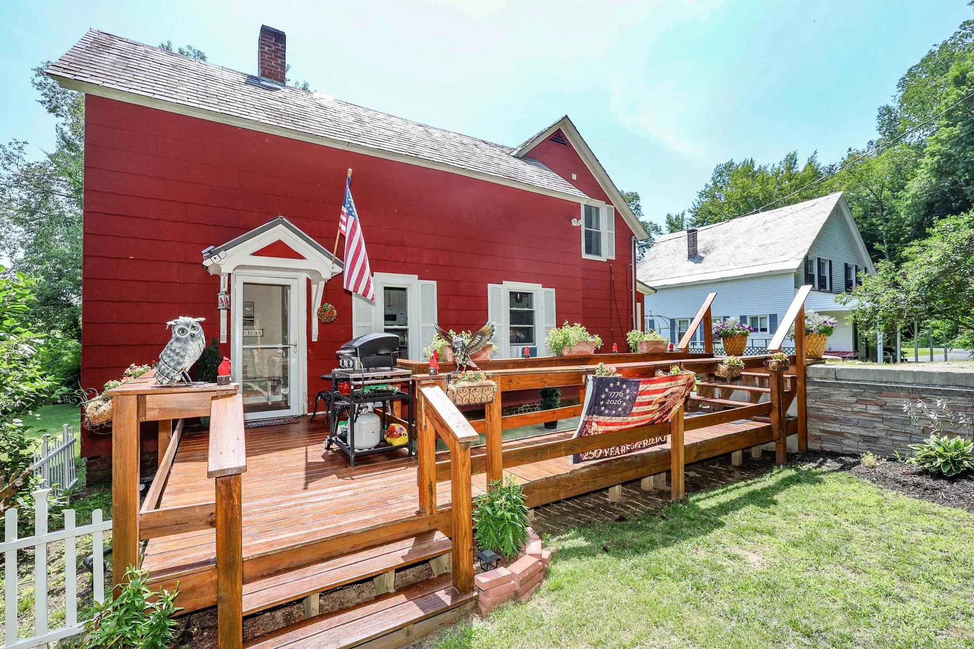 28 Spring Street Hinsdale NH 03451
