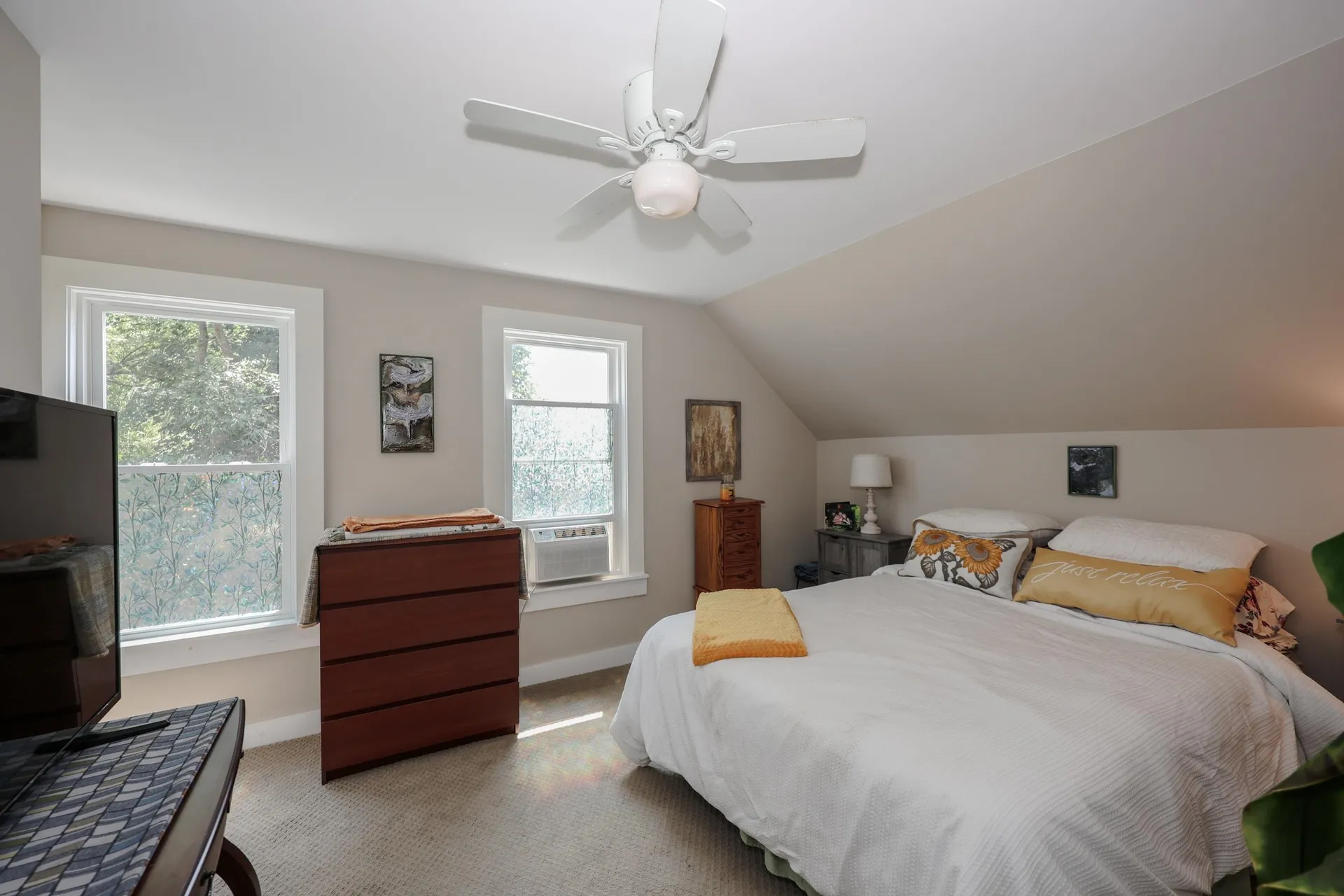 28 Spring Street Hinsdale NH 03451