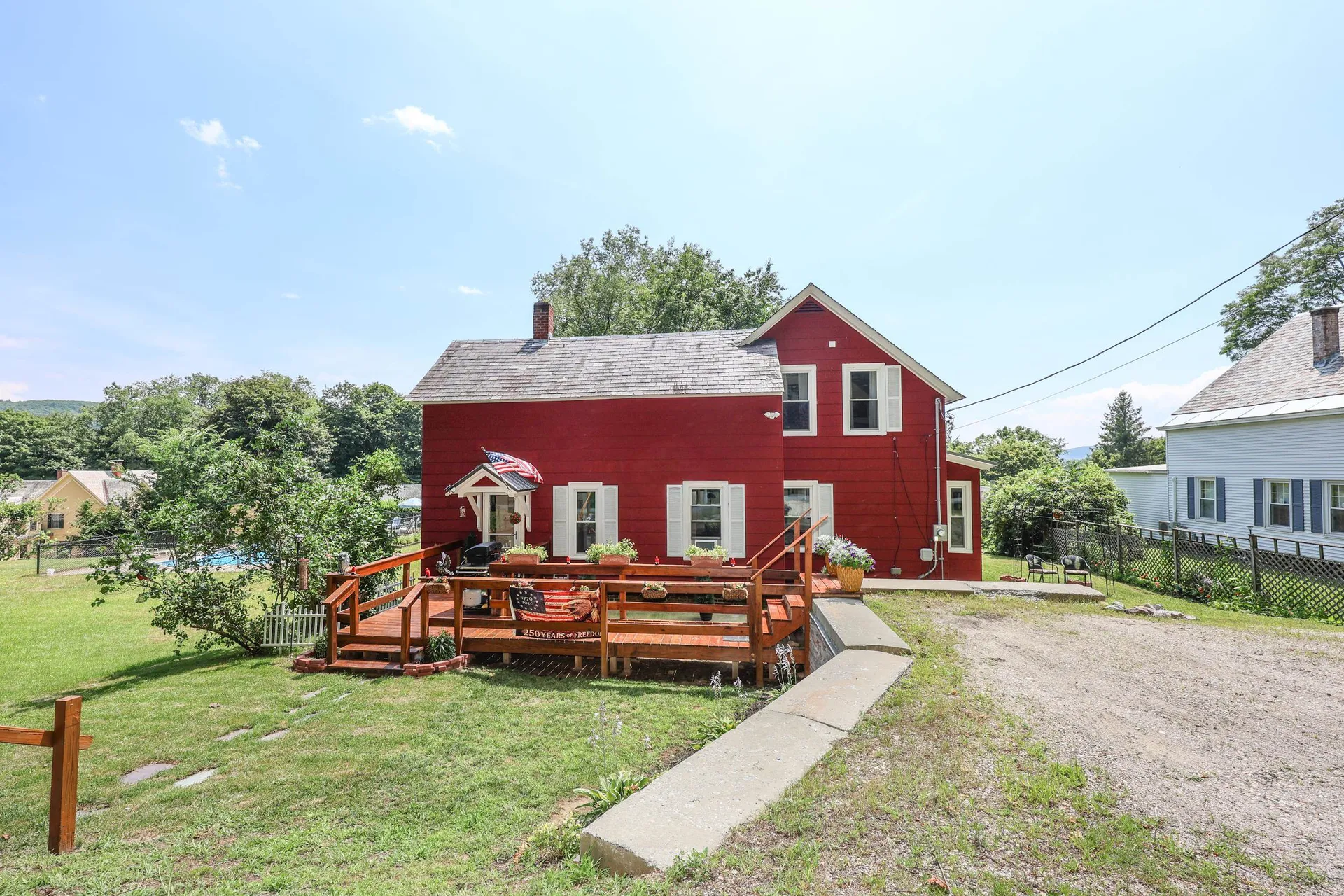 28 Spring Street Hinsdale NH 03451