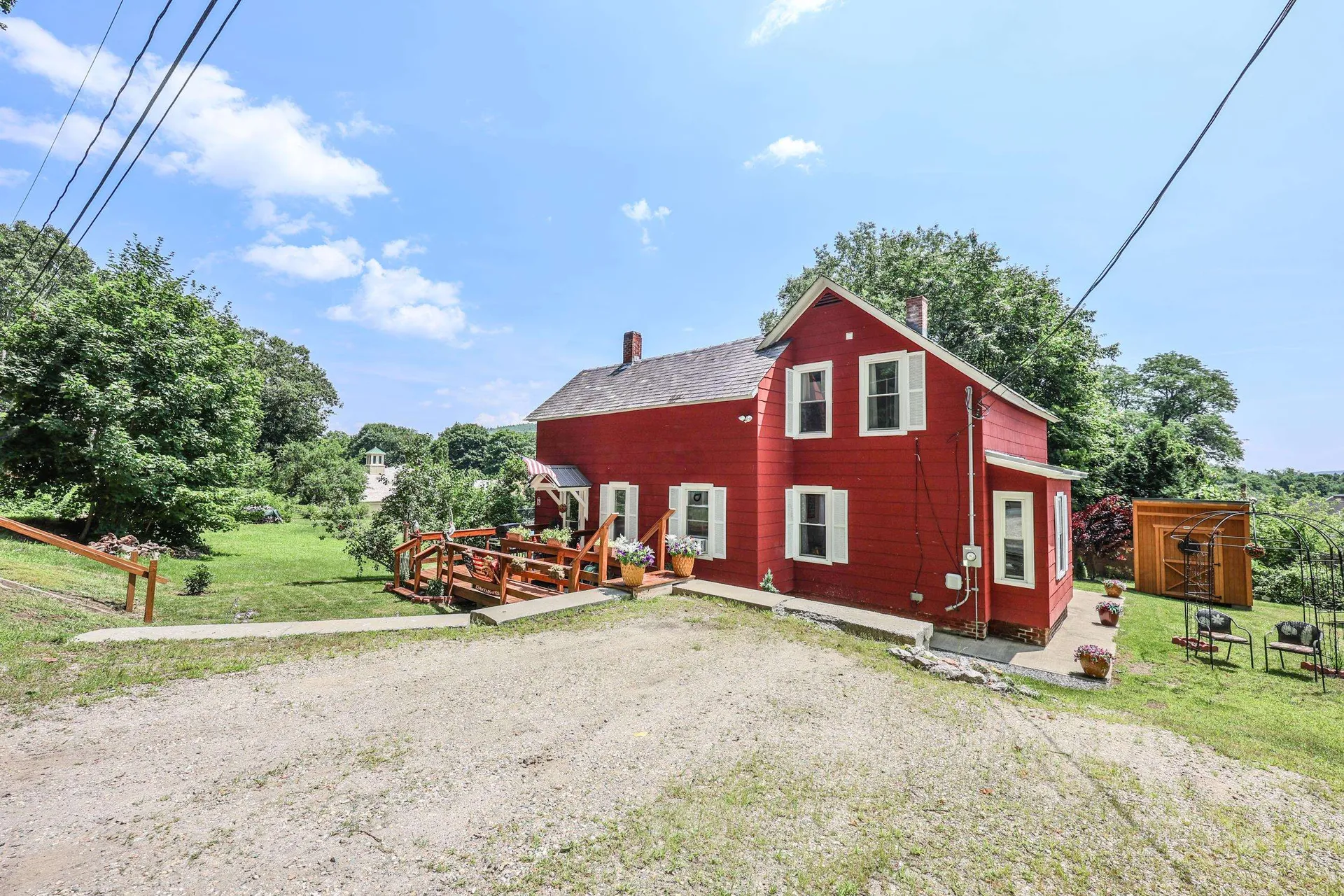 28 Spring Street Hinsdale NH 03451