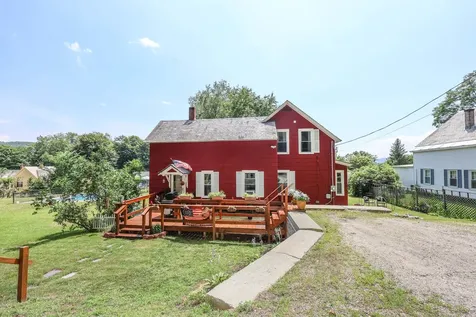 28 Spring Street Hinsdale NH 03451