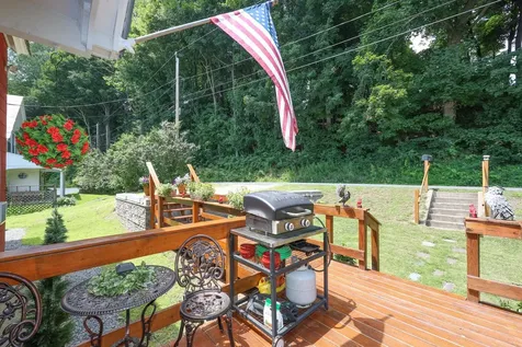 28 Spring Street Hinsdale NH 03451