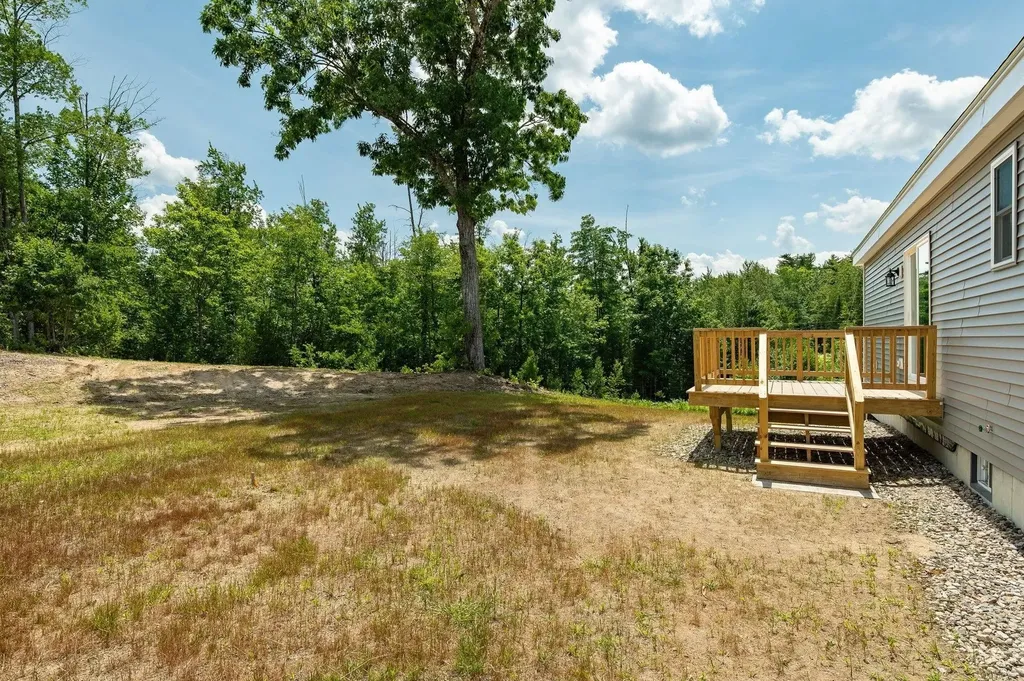 4 Hawthorne Road Ossipee NH 03864