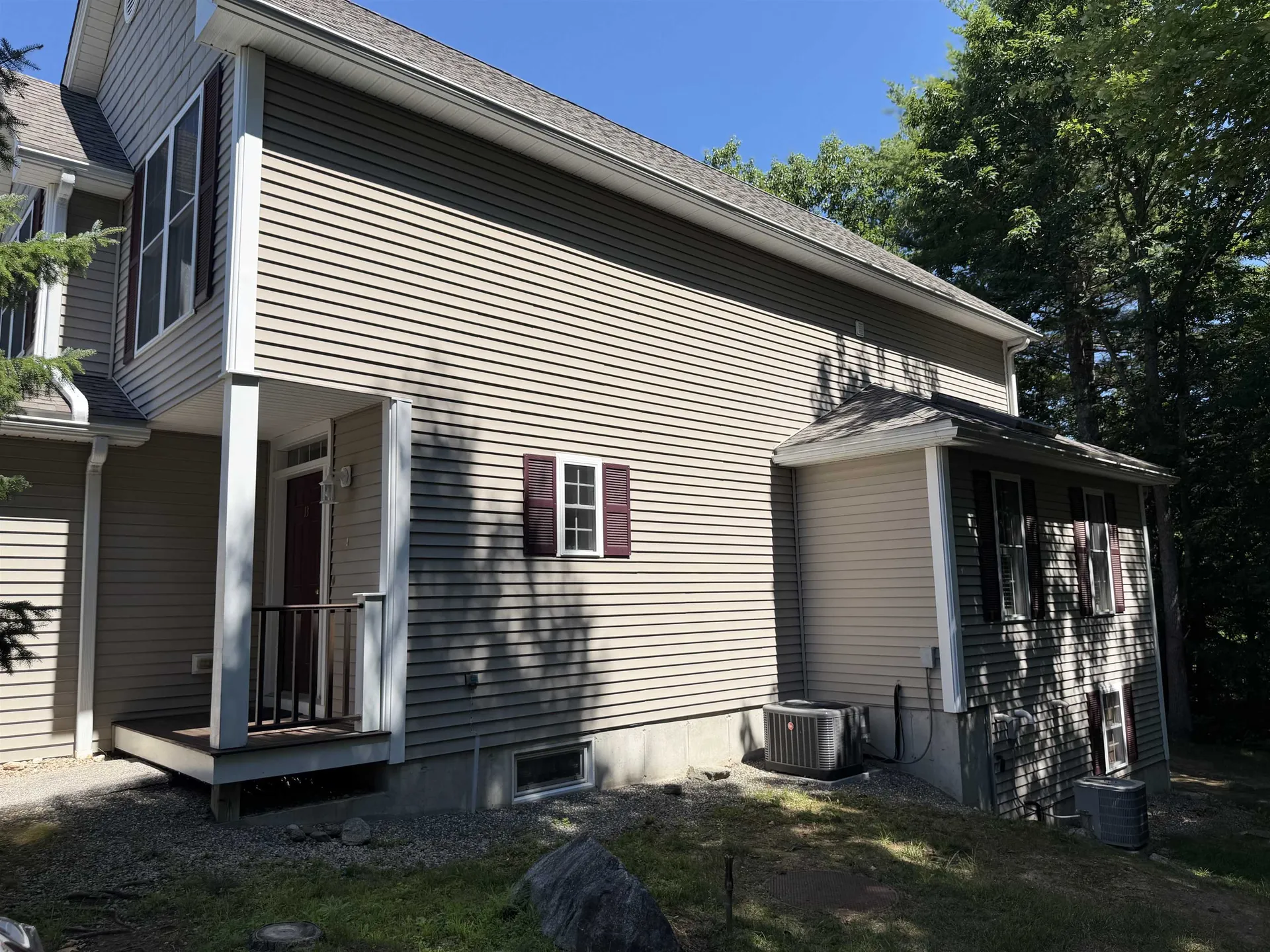 13 Lilac Lane Newmarket NH 03857