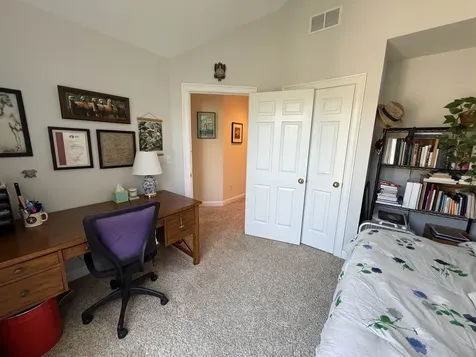 13 Lilac Lane Newmarket NH 03857
