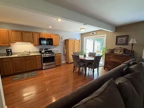 13 Lilac Lane Newmarket NH 03857