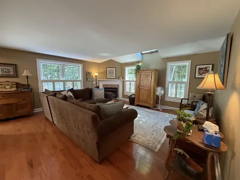 13 Lilac Lane Newmarket NH 03857