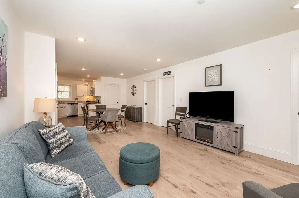 5 Miami Way Rochester NH 03867
