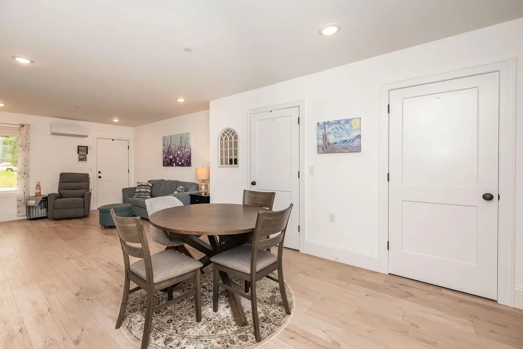 5 Miami Way Rochester NH 03867