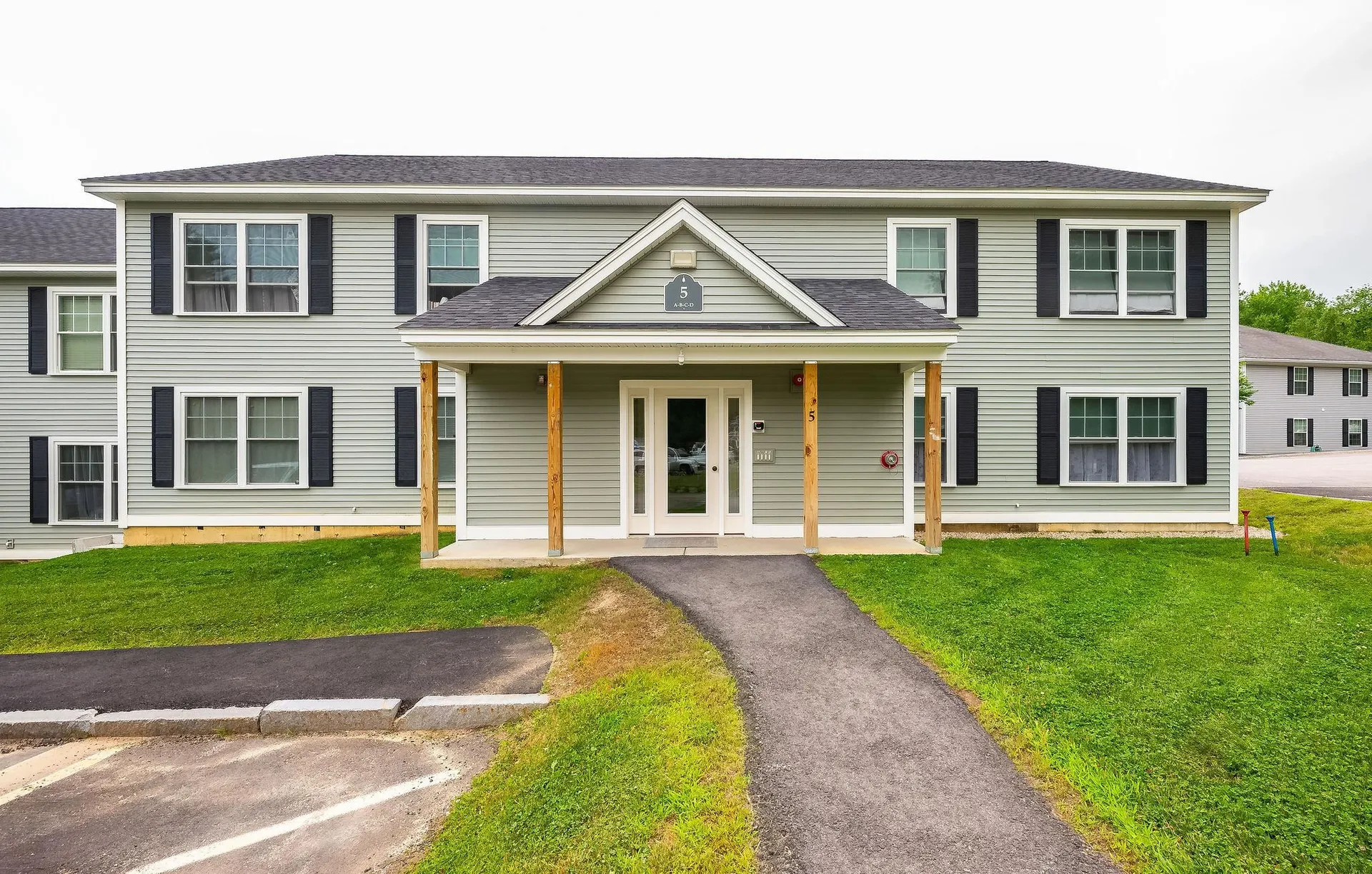 5 Miami Way Rochester NH 03867