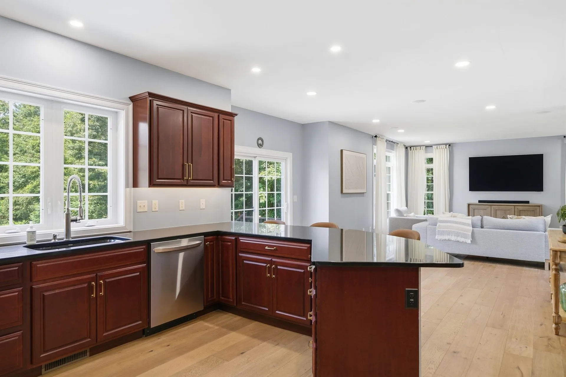 50 Overton Road Windham NH 03087