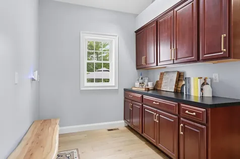 50 Overton Road Windham NH 03087