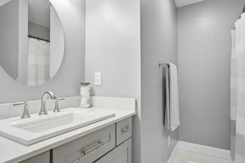 50 Overton Road Windham NH 03087