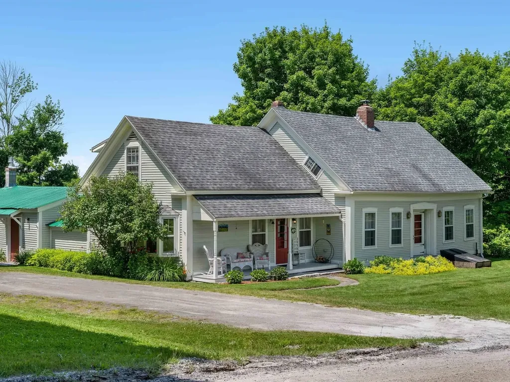 858 East Hill Road Plainfield VT 05667