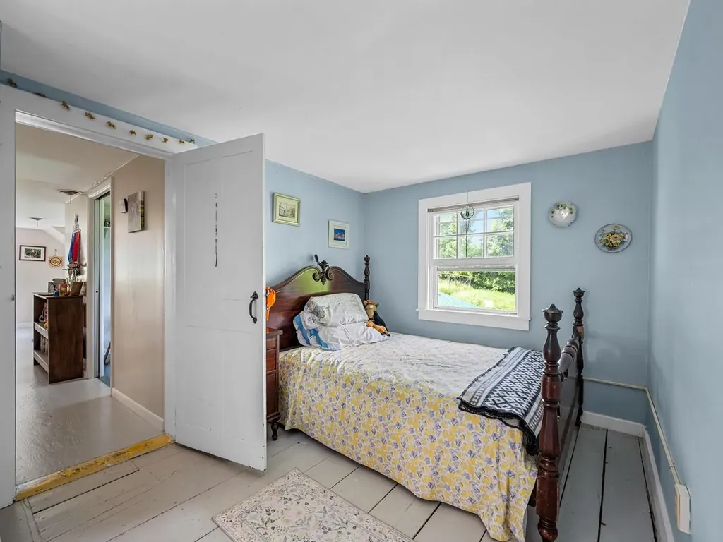 858 East Hill Road Plainfield VT 05667