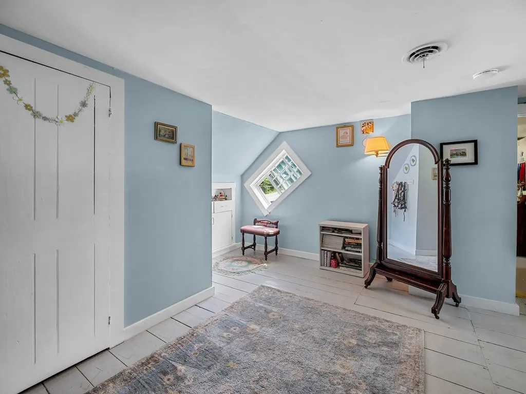 858 East Hill Road Plainfield VT 05667