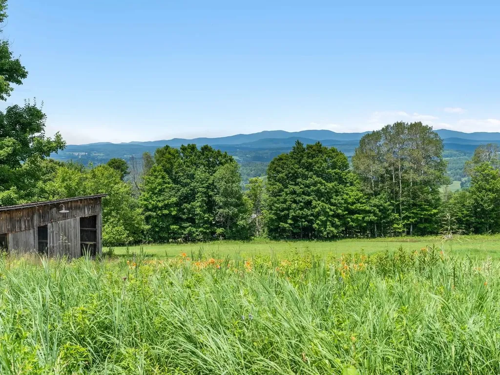 858 East Hill Road Plainfield VT 05667