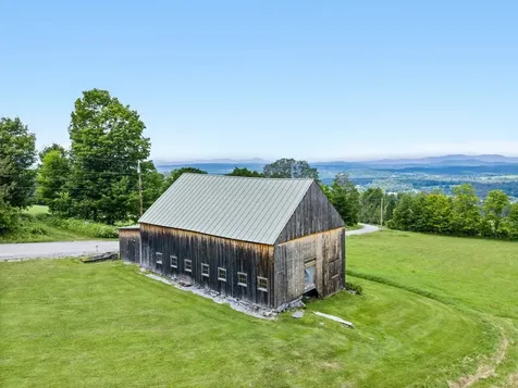 858 East Hill Road Plainfield VT 05667