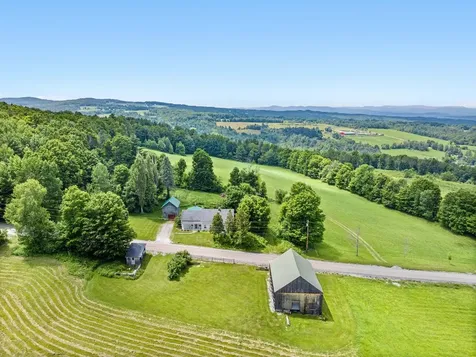 858 East Hill Road Plainfield VT 05667