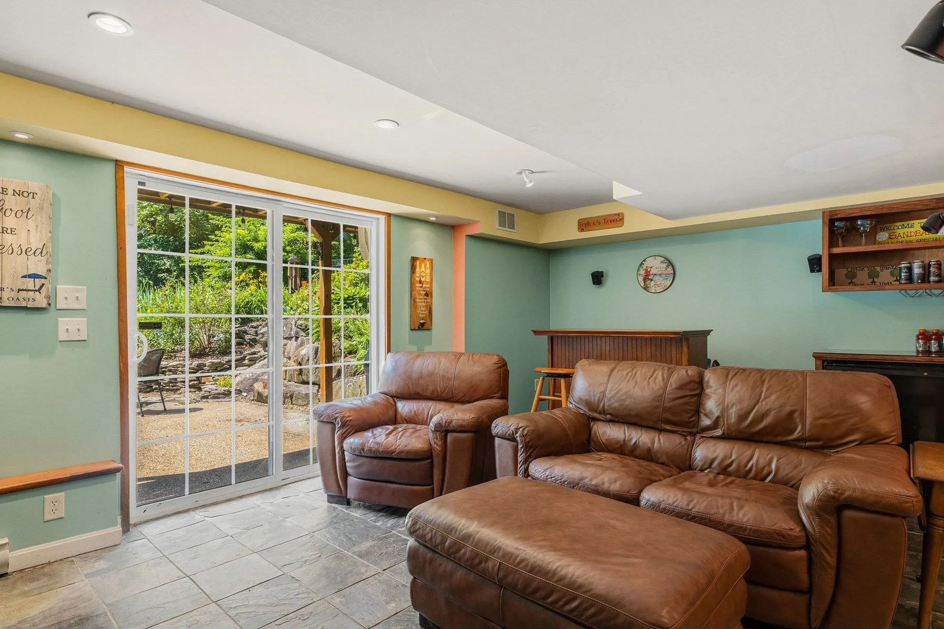 13 Robinson Street Brentwood NH 03833