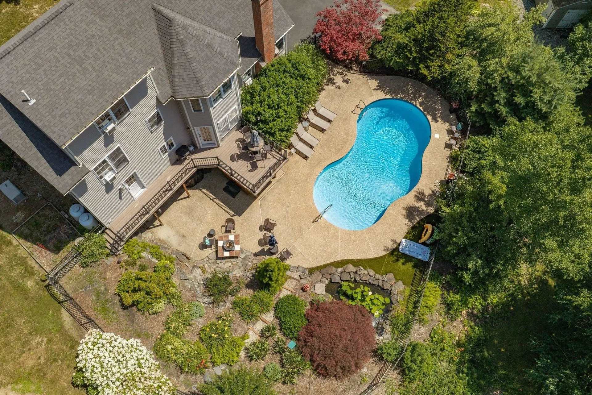 13 Robinson Street Brentwood NH 03833