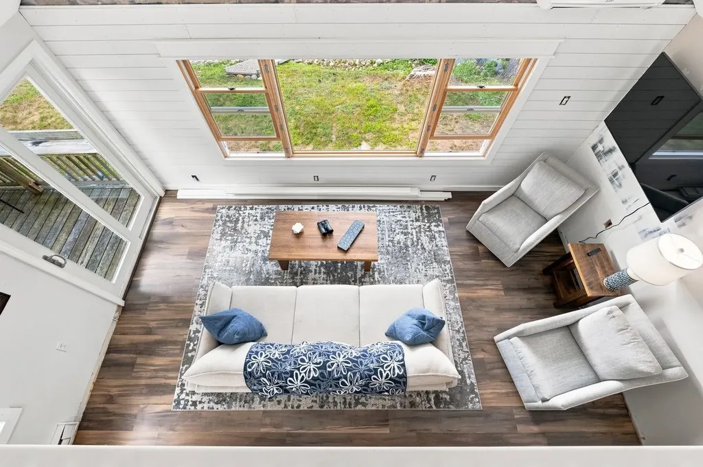 10 Silver Lake Drive Belmont NH 03220