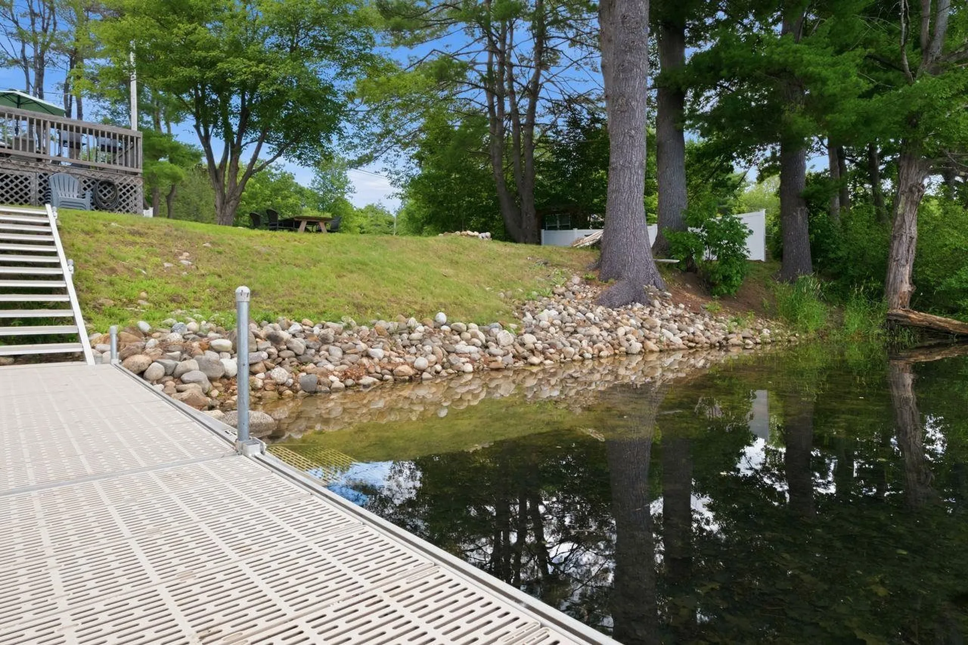 10 Silver Lake Drive Belmont NH 03220