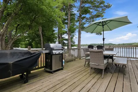 10 Silver Lake Drive Belmont NH 03220