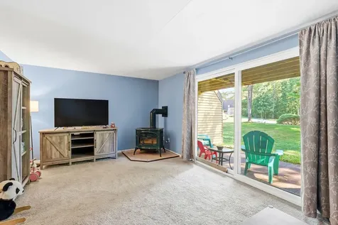 4 Remington Court Pembroke NH 03275