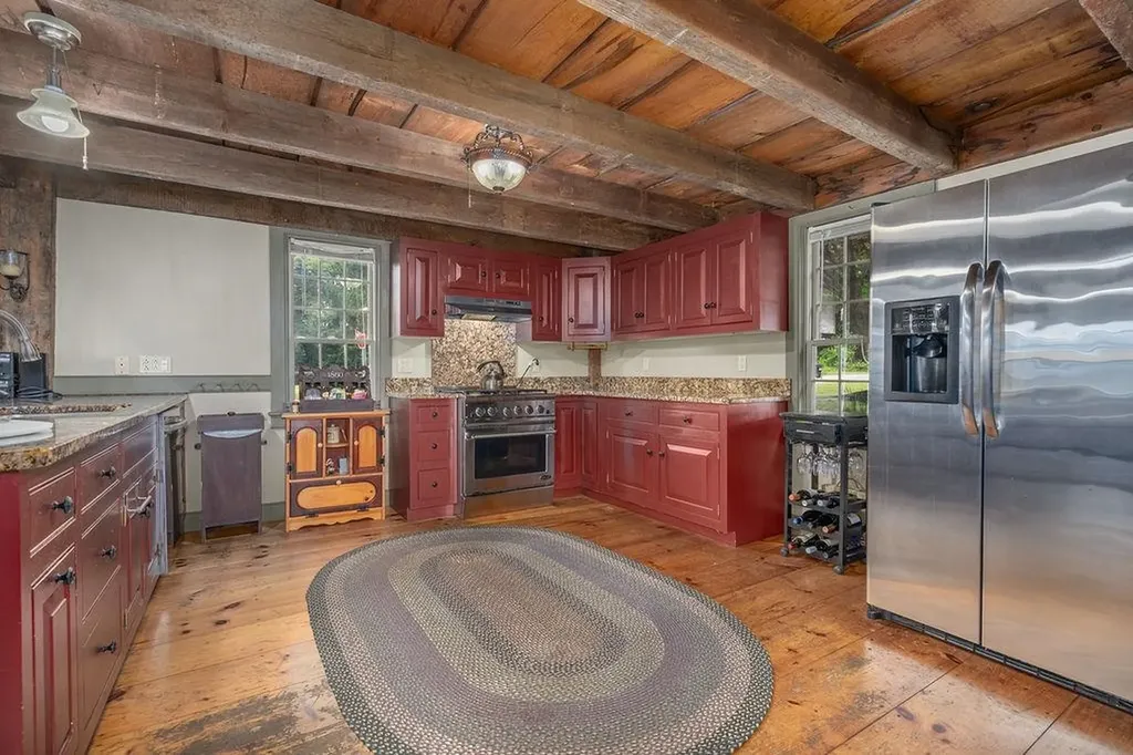 18 Catamount Road Northwood NH 03261
