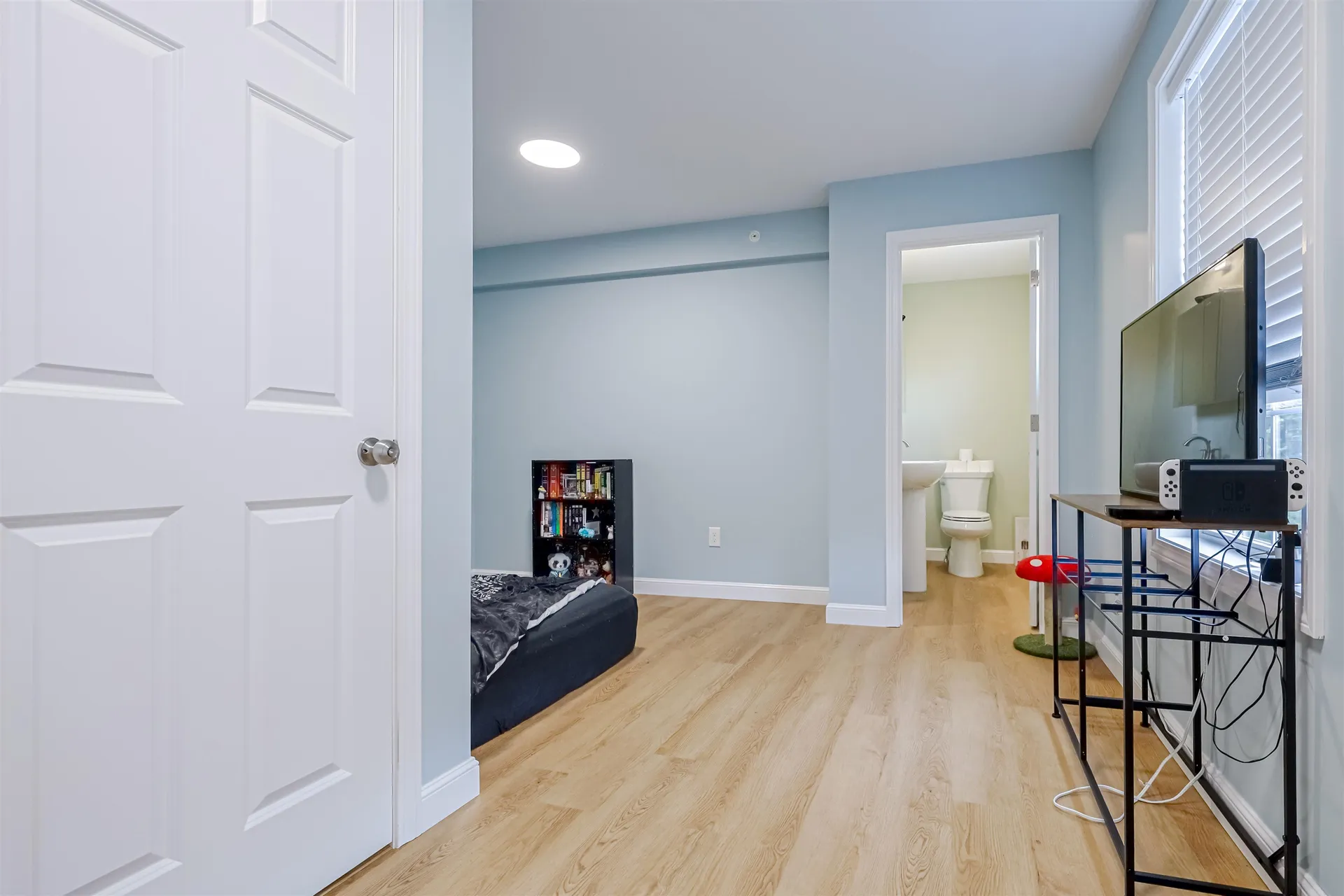 13 Myrtle Street Hillsborough NH 03244
