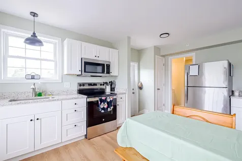 13 Myrtle Street Hillsborough NH 03244
