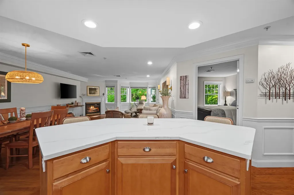 4 Sterling Hill Lane Exeter NH 03833