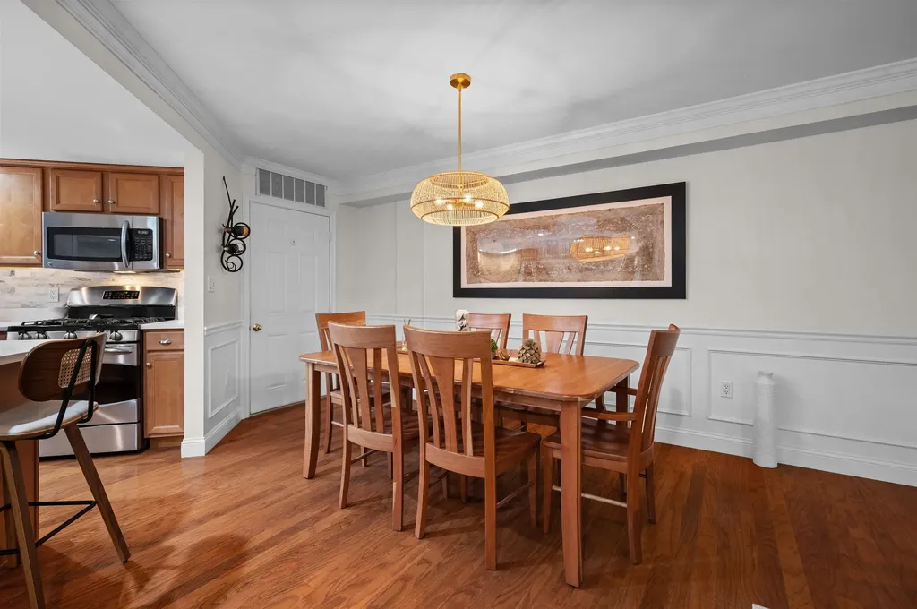 4 Sterling Hill Lane Exeter NH 03833