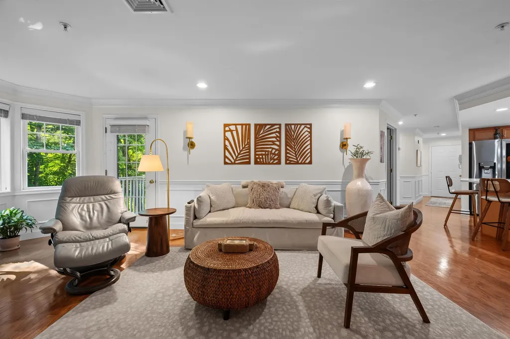 4 Sterling Hill Lane Exeter NH 03833