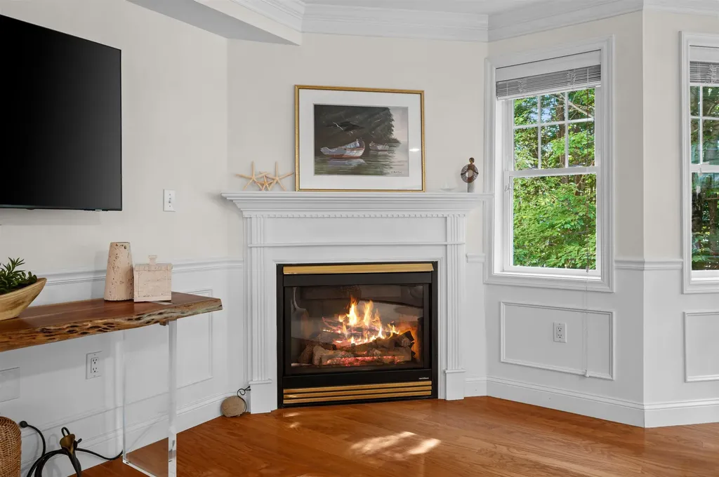 4 Sterling Hill Lane Exeter NH 03833