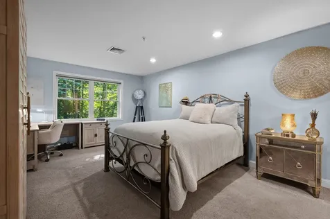 4 Sterling Hill Lane Exeter NH 03833