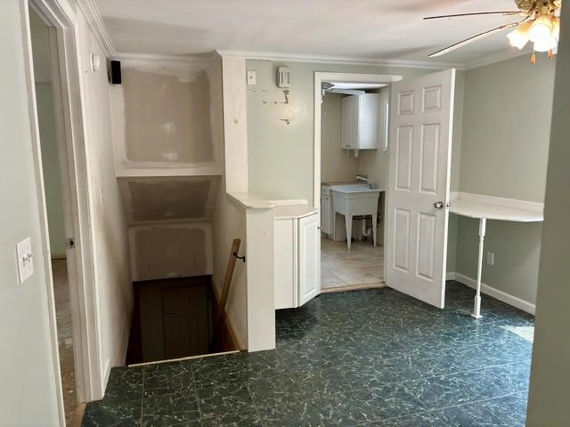 60 Heath Street Newton NH 03858