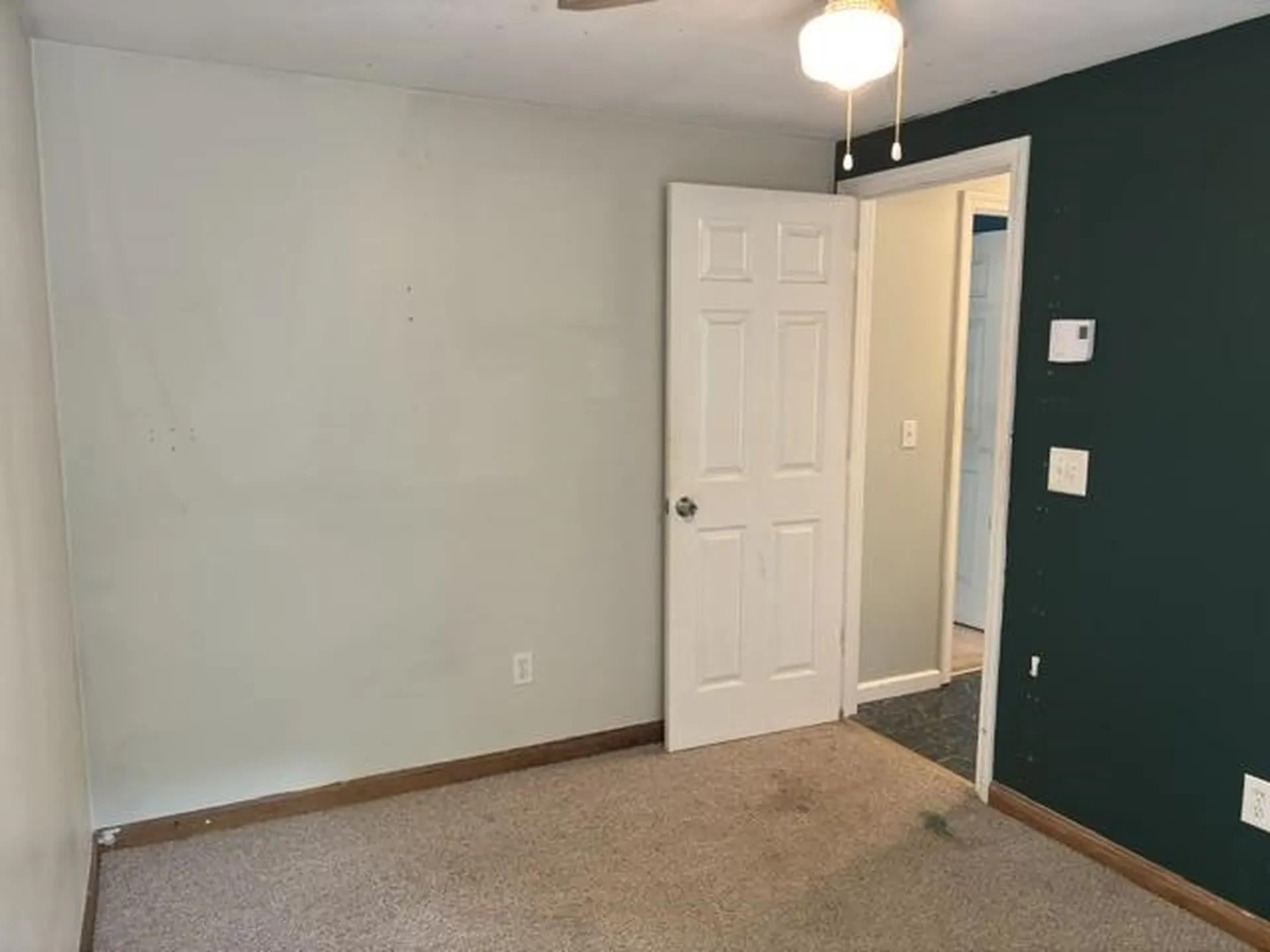 60 Heath Street Newton NH 03858