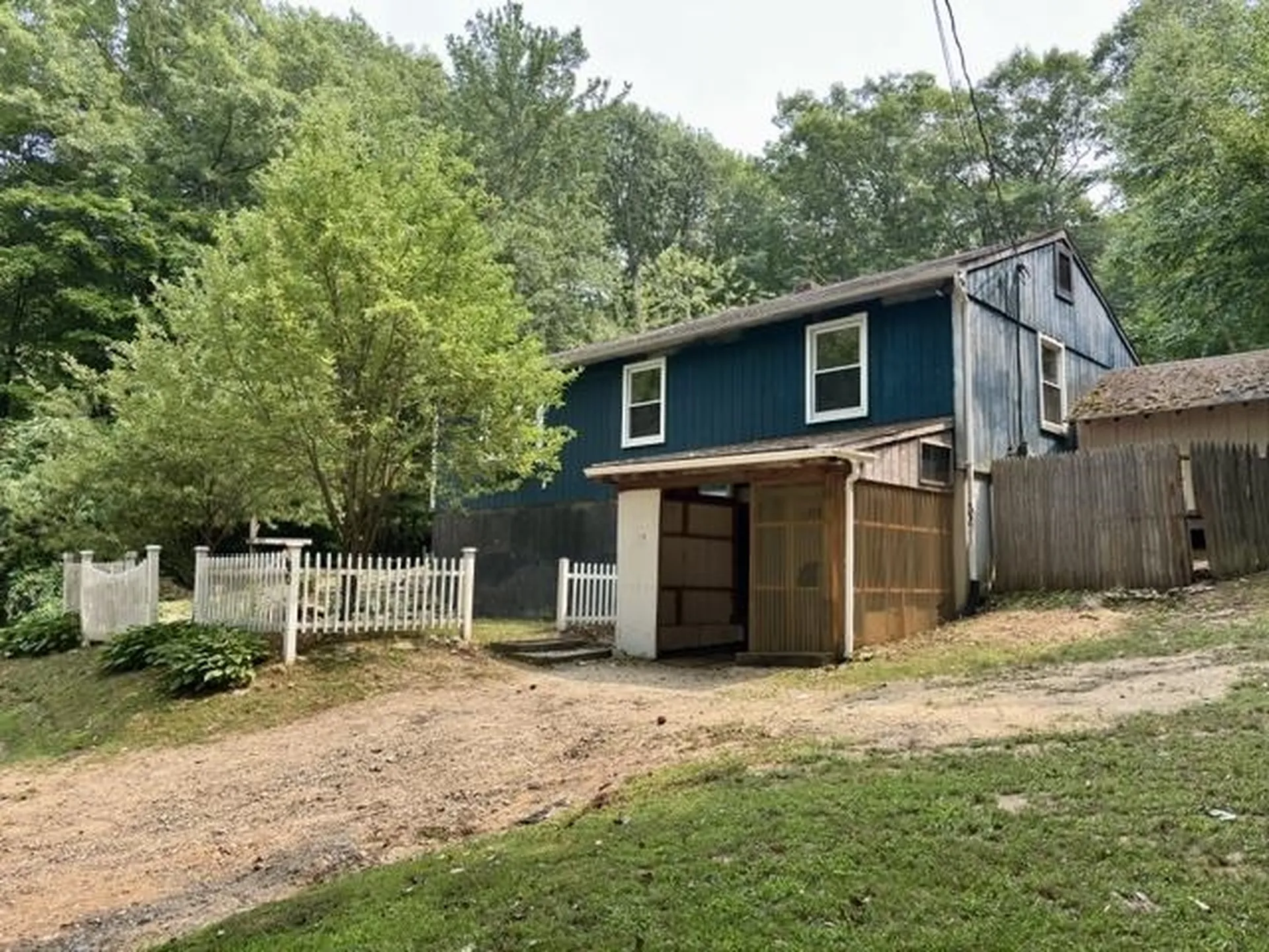 60 Heath Street Newton NH 03858